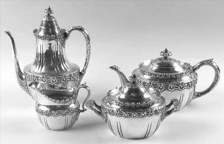 English King (9579, Sterling, Hollowware) 4 Piece Tea Set (SCP, STP, SCR, SSU)