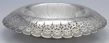 English King (9579, Sterling, Hollowware) 14" Round Footed Centerpiece