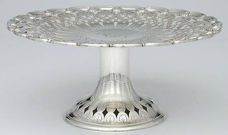 English King (9579, Sterling, Hollowware) 9" Diameter Cake Stand/Pedistal
