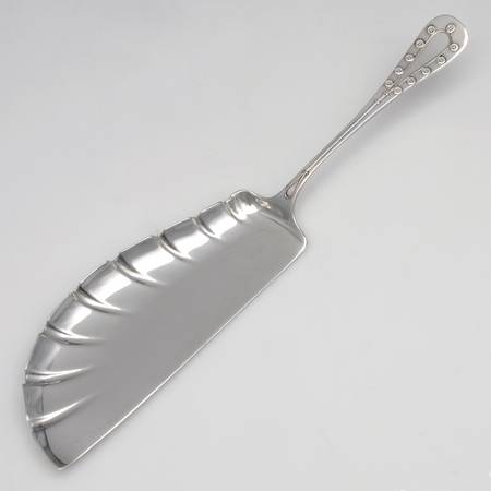 Daisy (Sterling) Large Flat Handle Crumb Knife/Crumber