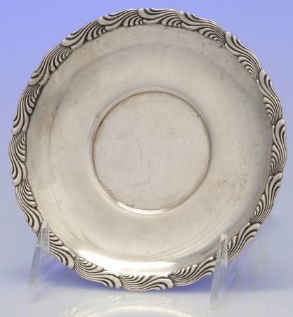 Wave Edge (Sterling, 1884, Waves, Hollowware) Round Bon-Bon Serving Tray
