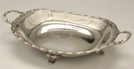 Wave Edge (Sterling, 1884, Waves, Hollowware) 12" Oval Handled & Footed Vegetable