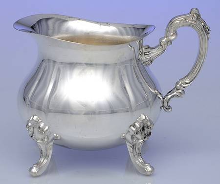 TWS305 (SILVERPLATE, HOLLOWWARE) Creamer