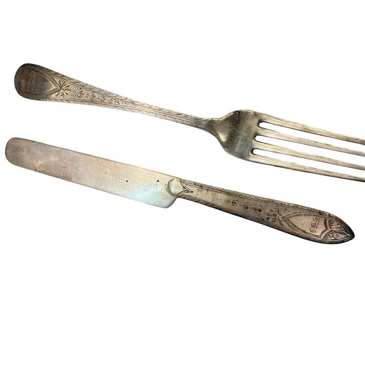 Faneuil-Engraved (Sterling, 1910) Solid Dessert/Tea Knife