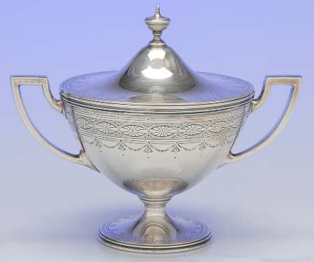 Clinton Engraved (Sterling, Hollowware) Sugar Bowl & Lid