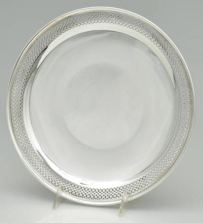 18670 (Sterling, Hollowware) 10" Diameter Pedestal Cake Stand