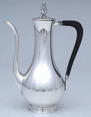 23500 (Sterling, Hollowware) Mini Coffee Pot
