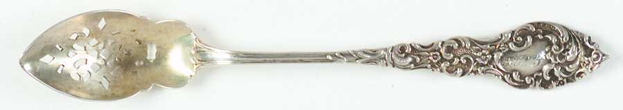 Passaic (Sterling, 1900) Pierced Bowl Short Handle Olive Spoon