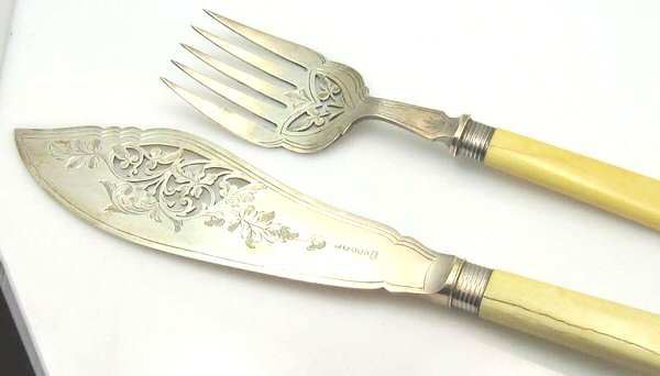 UNF1940 (Silverplate) Hollow Handle Fish Serving Set, Silverplate Blade