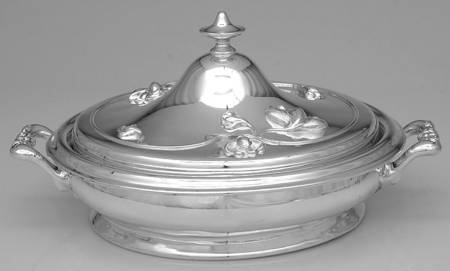 2604 (Silverplate, Hollowware) by Victoria Silverplate