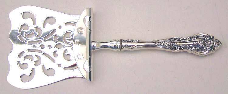 Grand Victorian (Sterling, 1973) Hollow Asparagus Server with Silverplate Hood