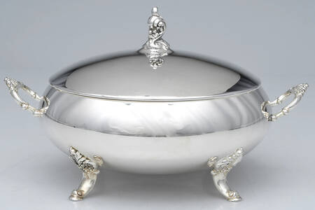 Baroque (Silverplate, Hollowware, Older) 1.5 Qt Round Covered Casserole