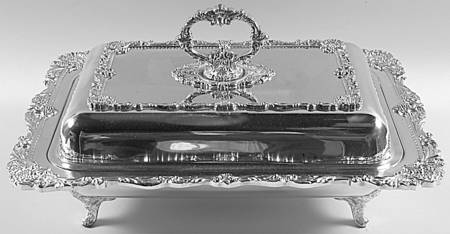 Sir Christopher (Silverplate, Hollowware) (5 Pc) Buffet Server (Lid, Liner & 2 Covers)