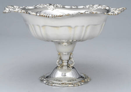 Baroque (Silverplate, Hollowware, Newer) 11" Round Footed Centerpiece