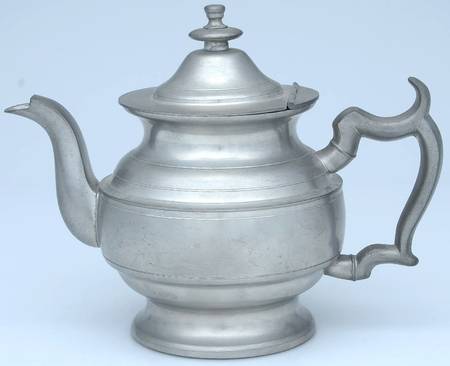 WOP1 (PEWTER, HOLLOWWARE) Tea Pot