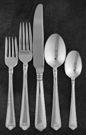French Shell (Stainless) 5 Piece Place Setting