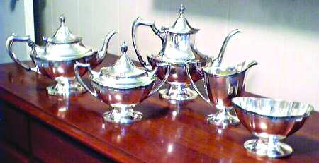6683N (Silverplate, Hollowware) 5-Piece Plated Tea Set (with Waste)