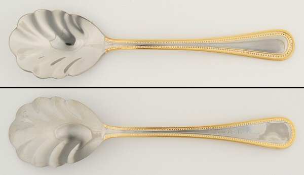 Regal Pearl (Stainless, Gold Accent) Sugar Shell Spoon