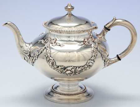 2322N (Silverplate, Hollowware) Teapot
