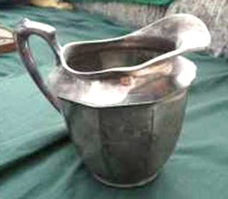 V9623 (Silverplate, Hollowware) by Wallace Silver