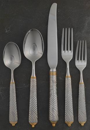 Byzantine (Stainless-Gold Accent) 5 Piece Place Setting