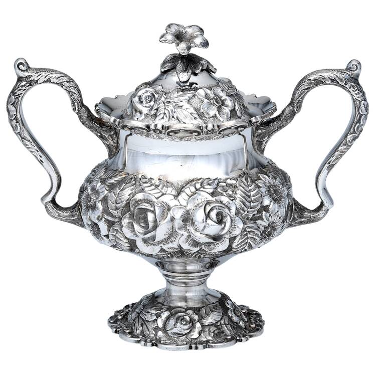 Repousse (Sterling, Hollowware) Sugar Bowl & Lid