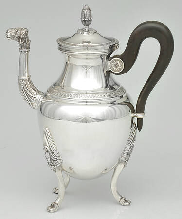 Malmaison-Beauharnais (Silverplate, Hollowware) Black Handle Teapot