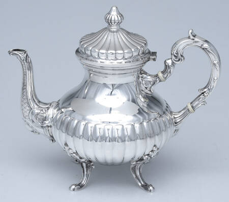 CXU9 (Sterling, Hollowware) Teapot