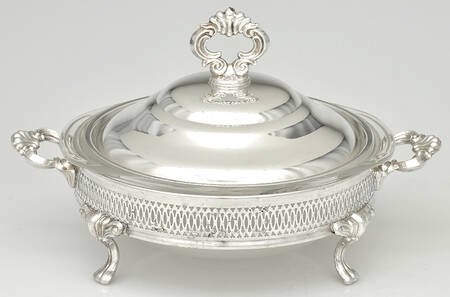 1543 (Silverplate, Hollowware) 2 Qt Round Covered Casserole & Glass Liner