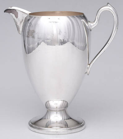 516 (Silverplate, Hollowware) Plated Water Pitcher with Ice Lip by Gotham Silver