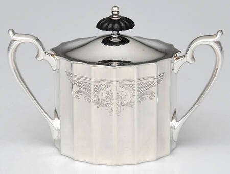 Colonial Classic (Plated, Hollowware) Sugar Bowl & Lid