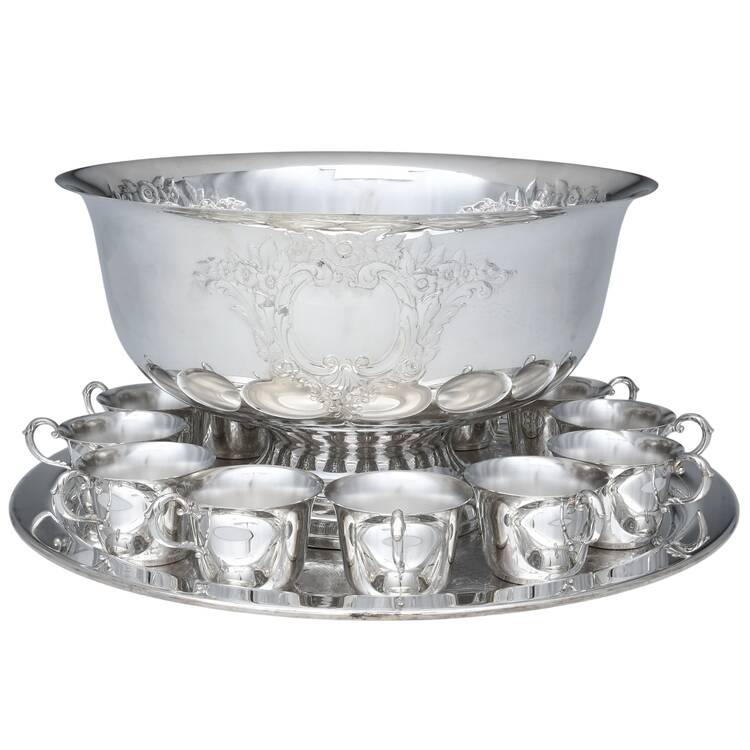 Castle Court (Silverplate, Hollowware) by Oneida Silver