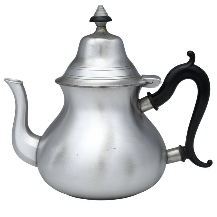 Sleepy Hollow (Pewter, Hollowware) Black Handle Teapot
