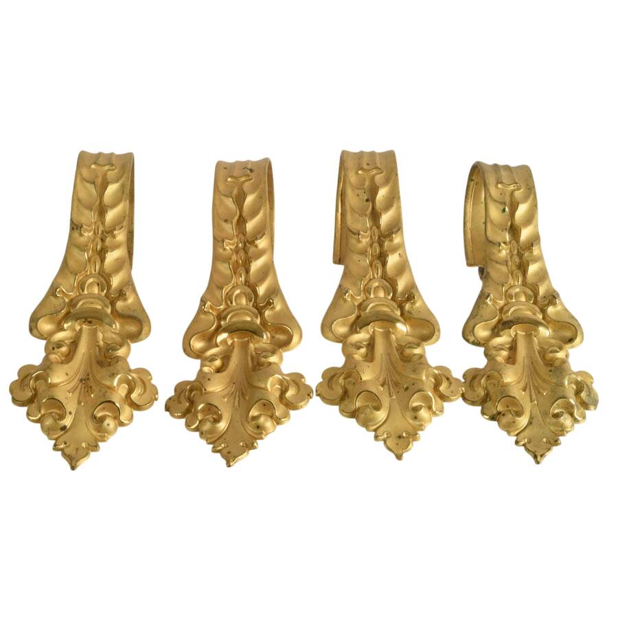 Belle Époque-Style Floral Curtain Tethers-1