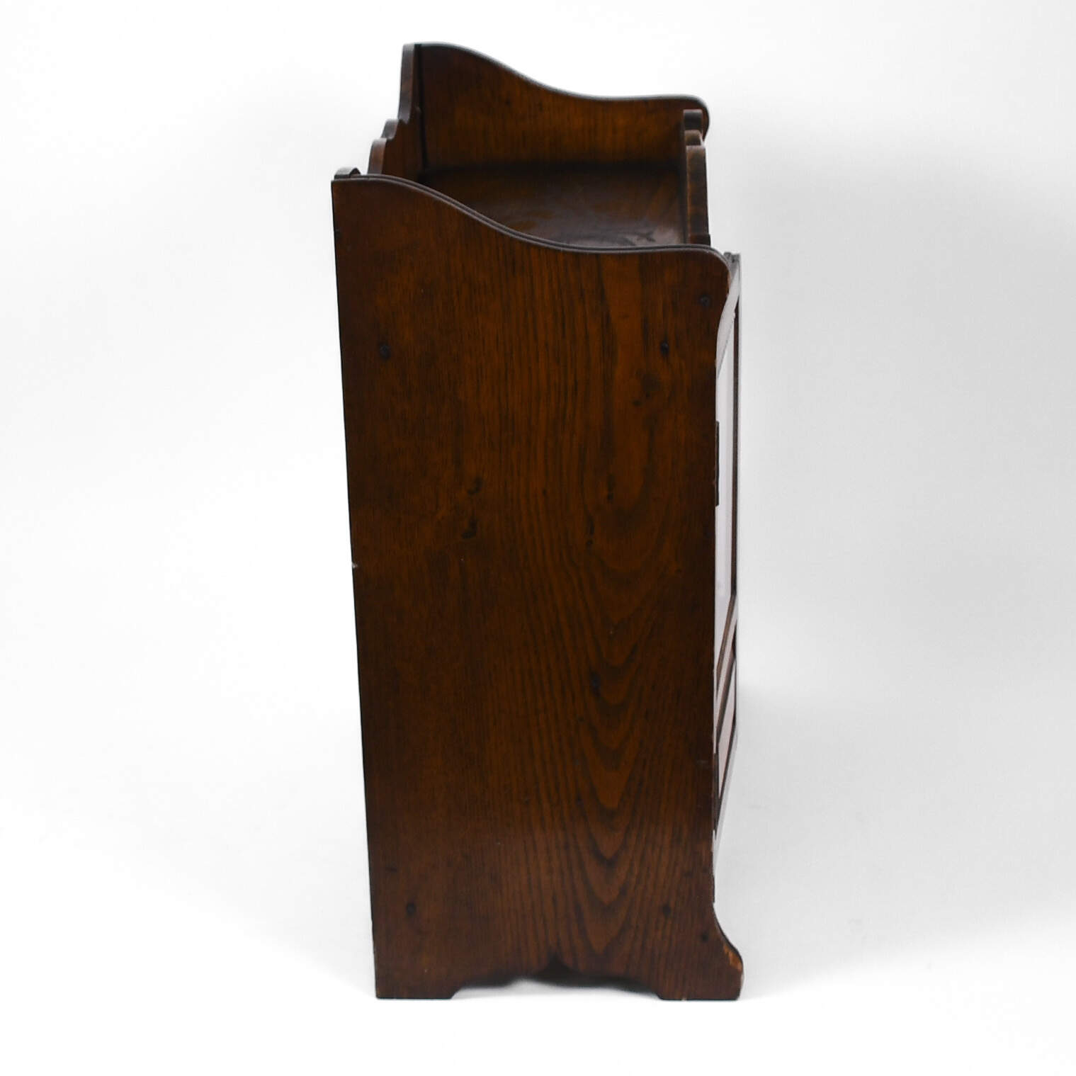 Antique Edwardian Oak Smoking Cabinet Humidor with Key-4