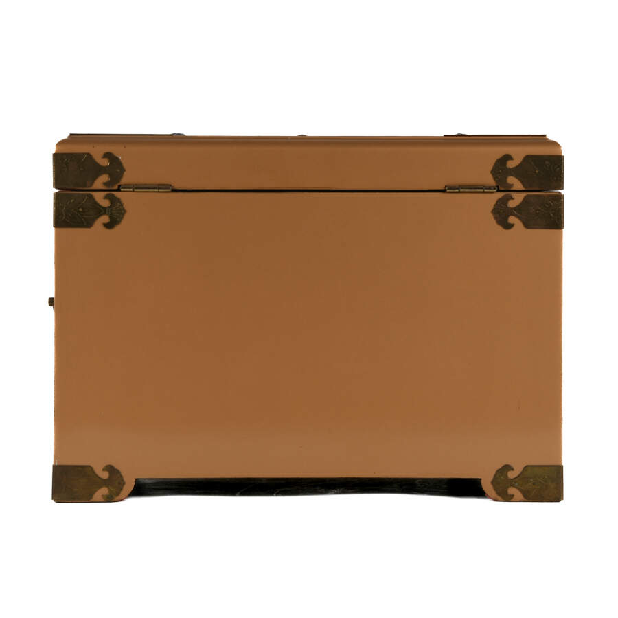 Chinese Gold Lacquer Jewelry Box-2