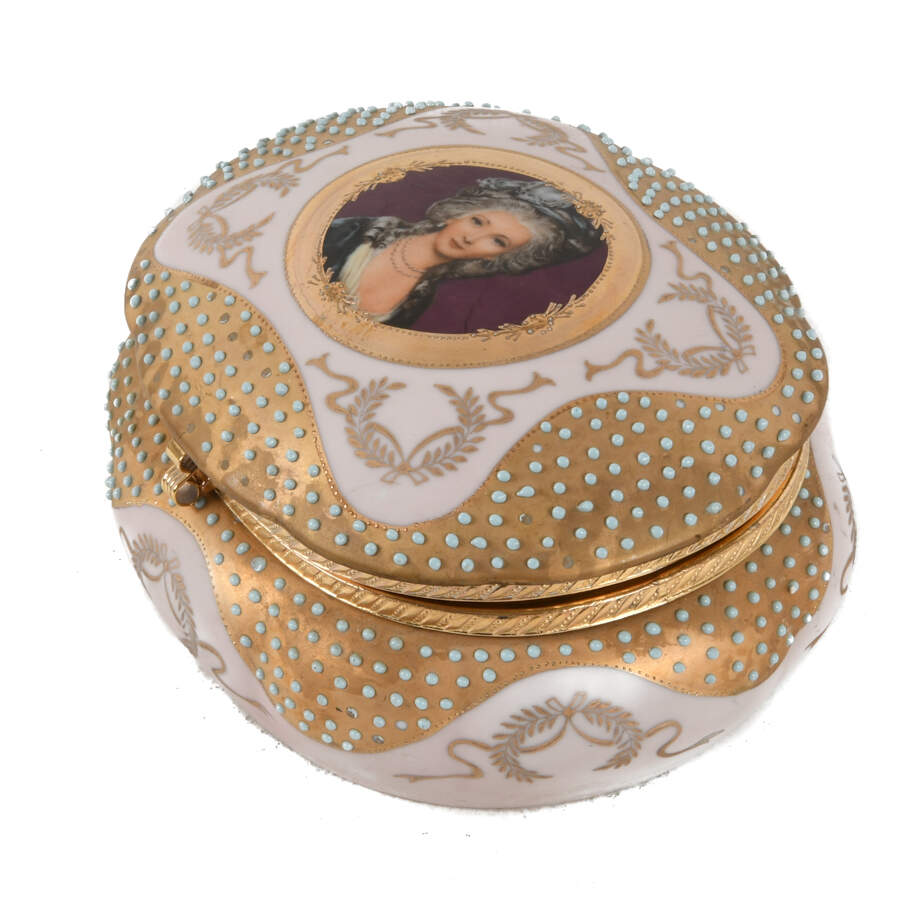 Vintage Ardalt Jeweled Moriage Portrait Powder Box-2