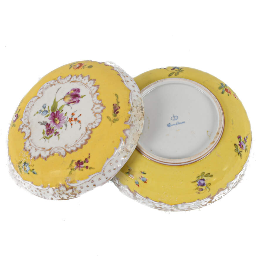German Dresden Flower Hand-Painted Porcelain Dresser Box-4