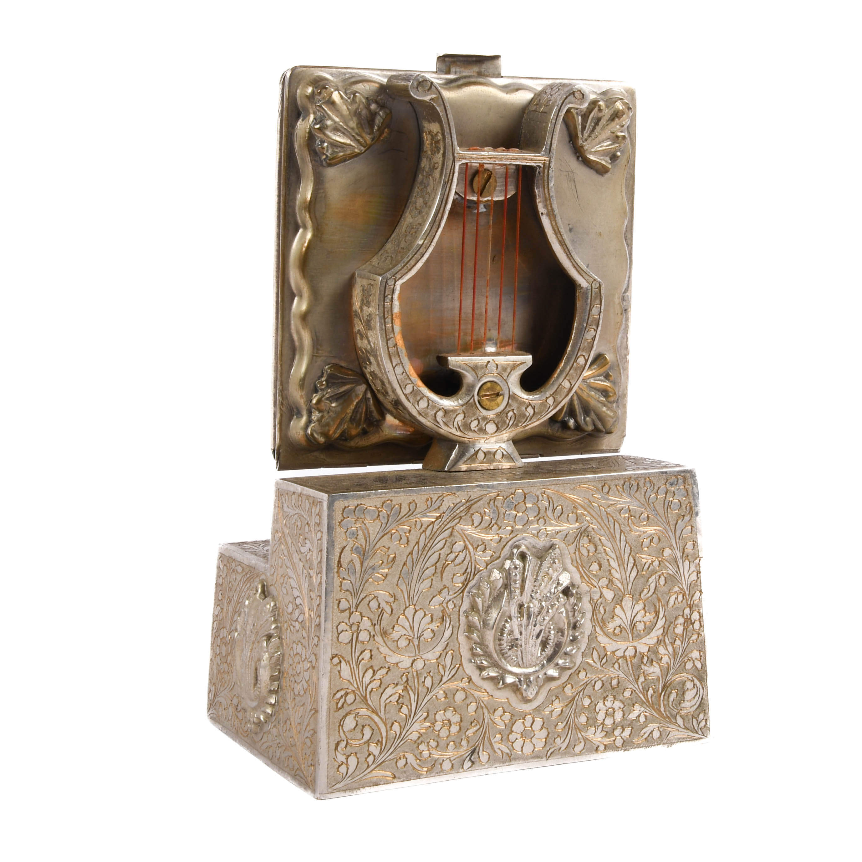 Thrones Figural Music Note Design Cigarette Music Box-3