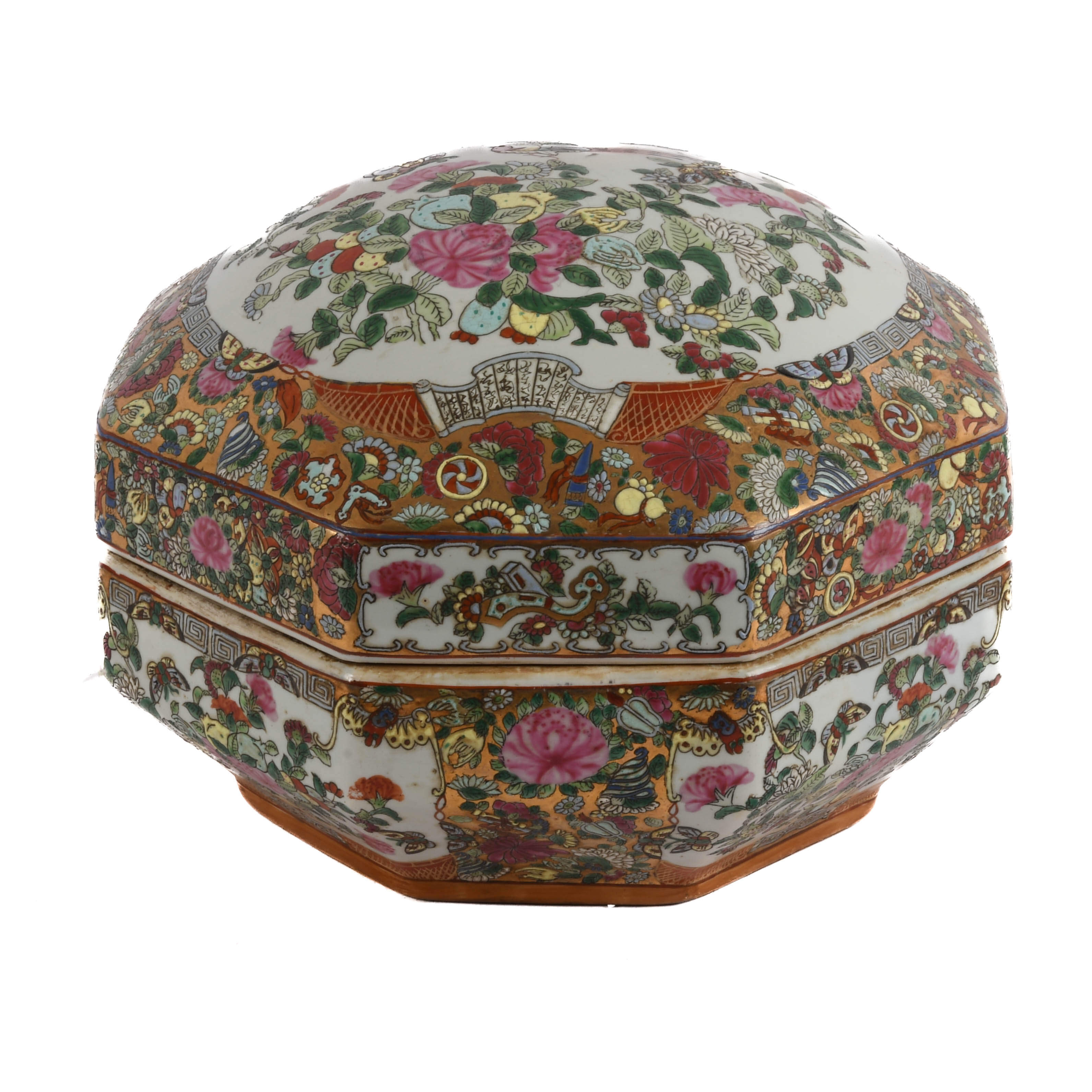Large Chinese Rose Medallion Covered Box-2