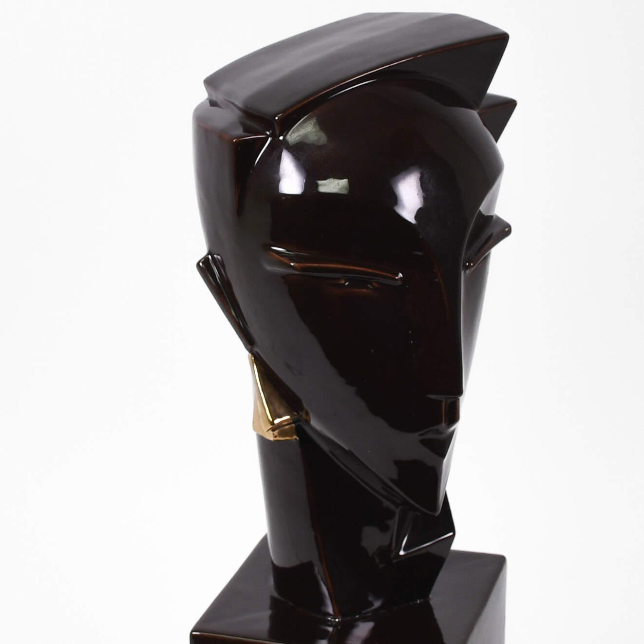 Cubist Head Bust on Square Base Attributed to Sculptor Lindsey B.-6