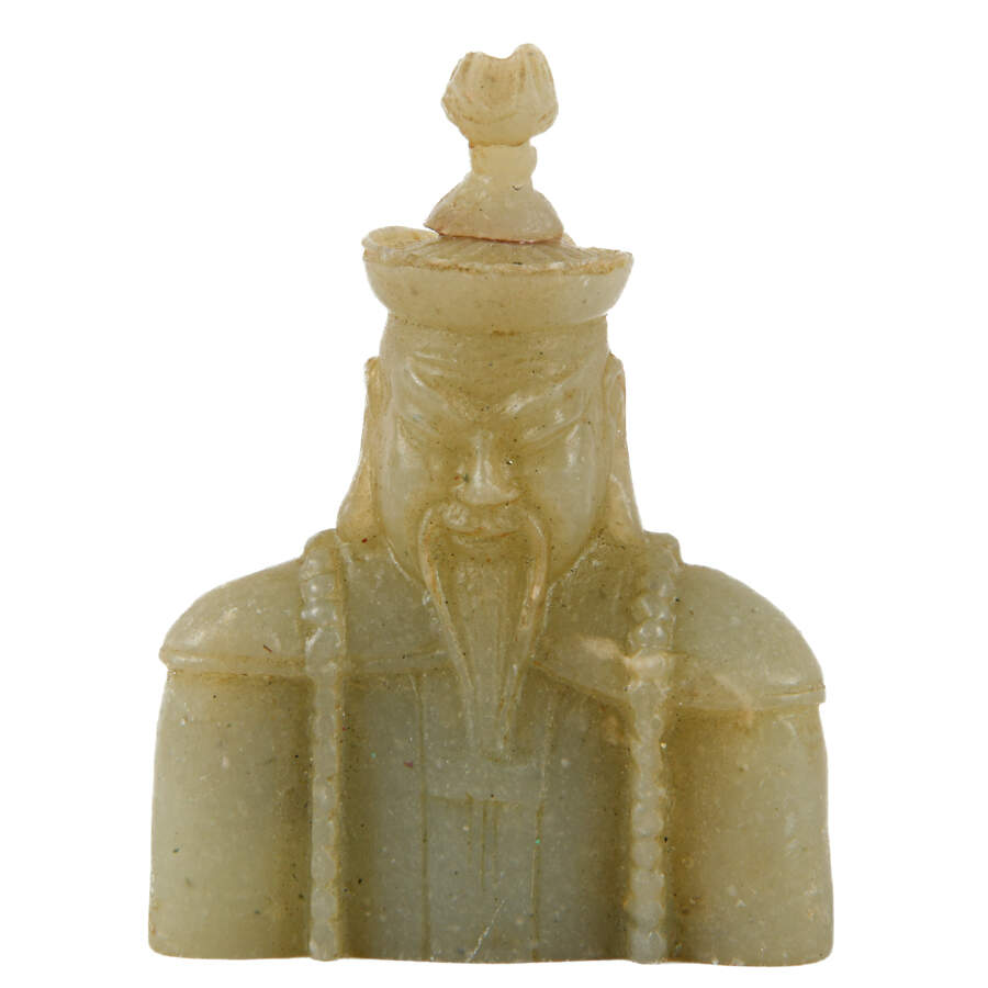 Pair Chinese Carved Nephrite Emperor and Empress Figures-7