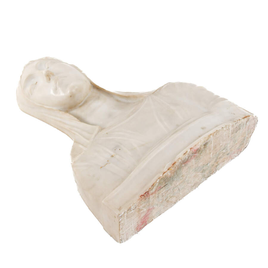 Carved Marble Bust of "The Virgin Annunciate" After Mino da Fiesole-7