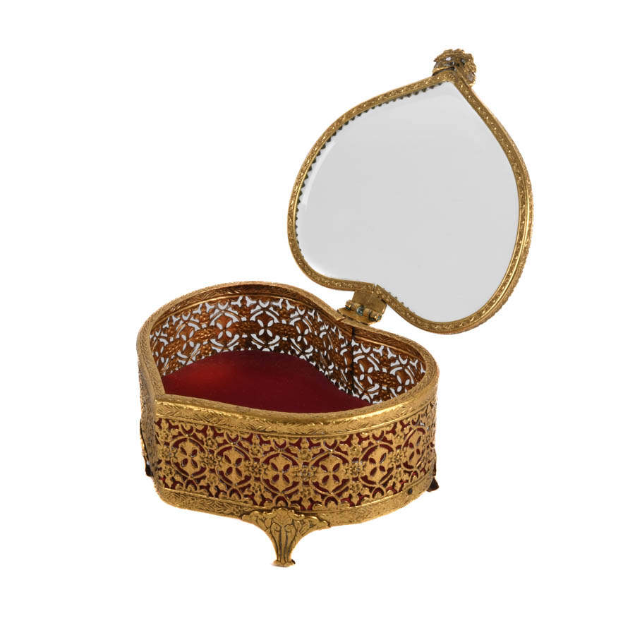 Heart-Shaped Footed Filigree Jewelry Casket-4