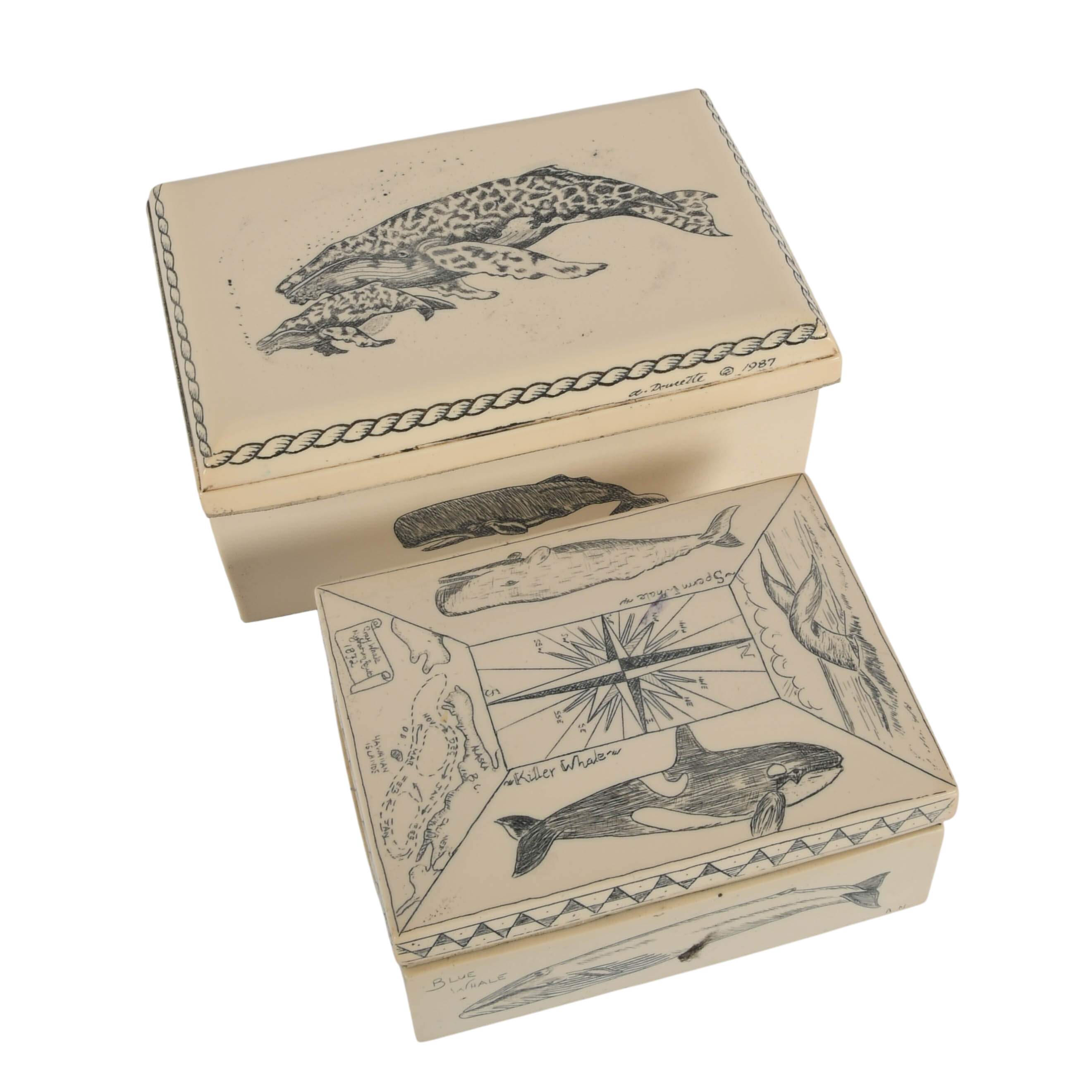 Set of Three Faux Ivory Trinket Boxes-8