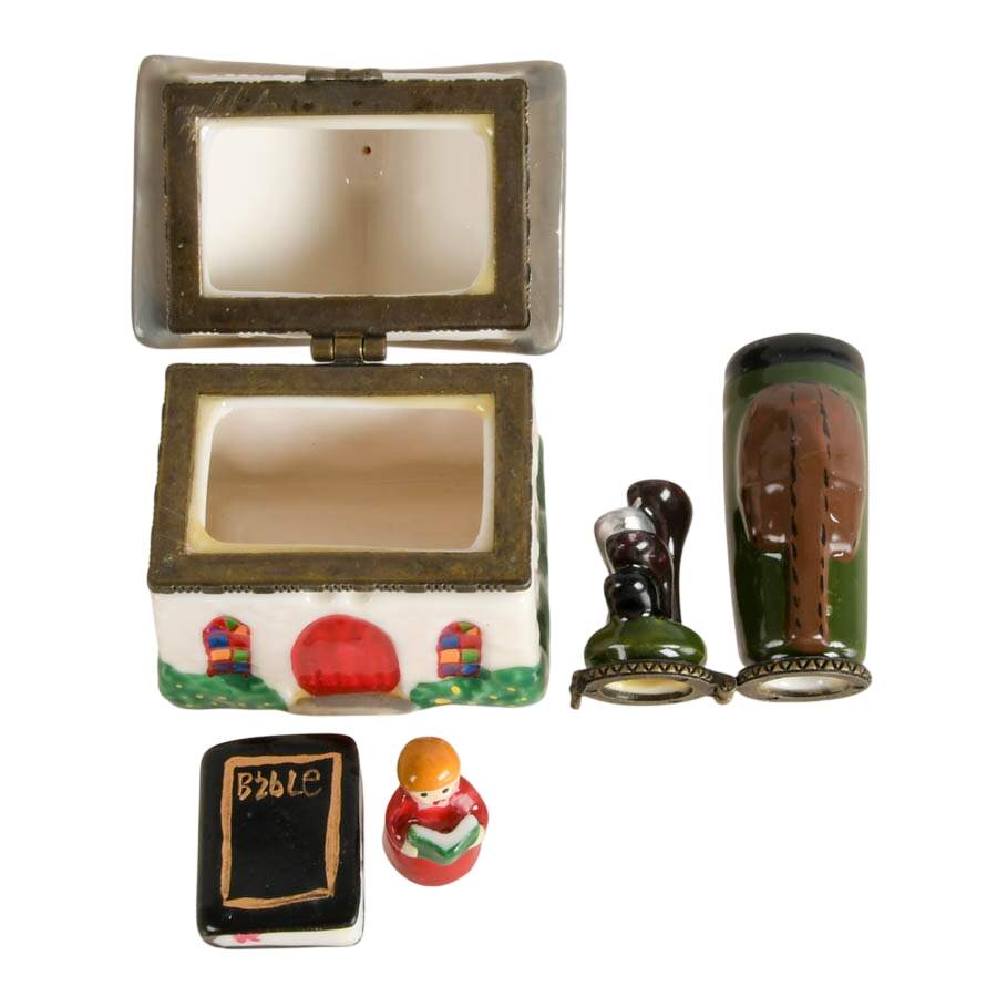 Five-Piece Porcelain Trinket Boxes-6