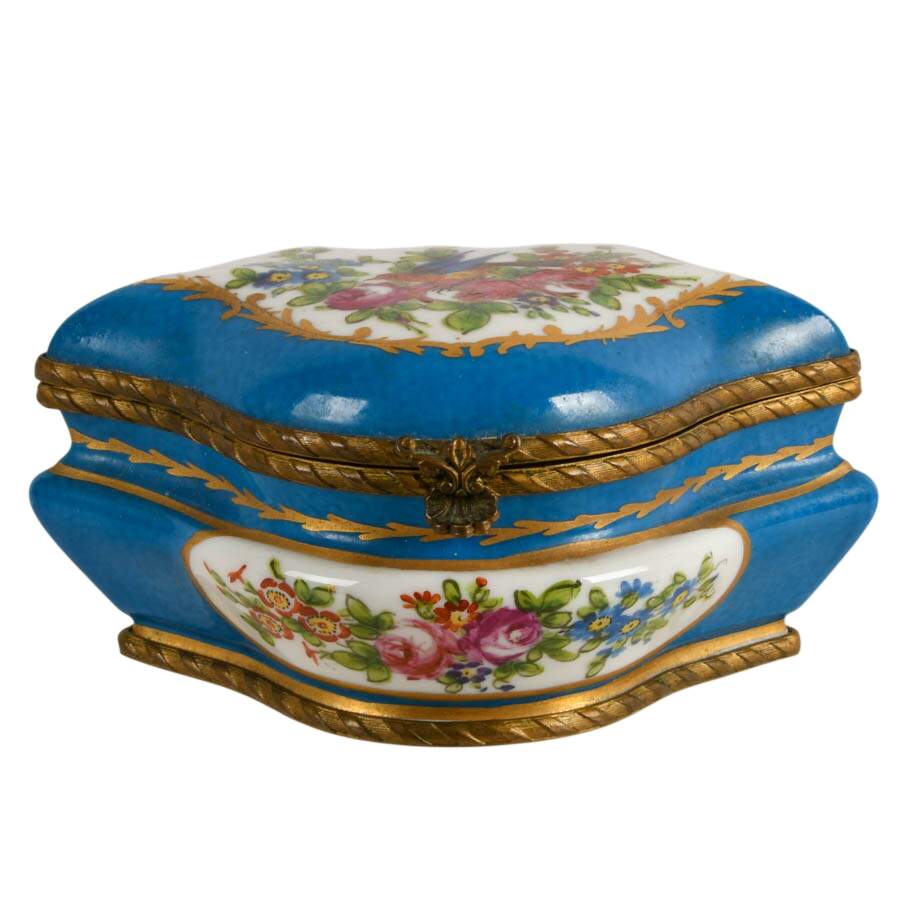 Sèvres-Style Hand-Painted French Porcelain Trinket Box with Bird Design-1