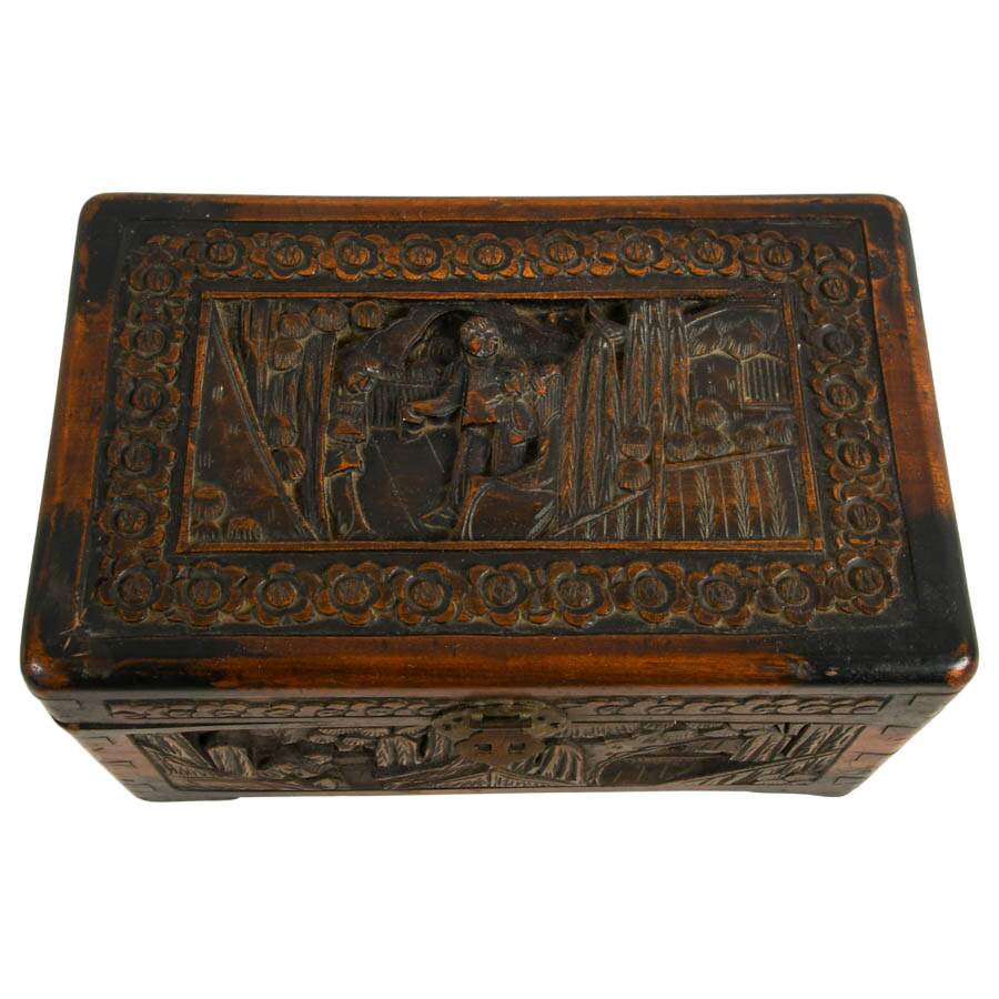 Small Scenic Hand-Carved Chinese Camphor Wood Trunk-5