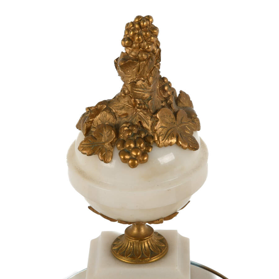 Antique Gilded Bronze and Marble Mantel Clock-12