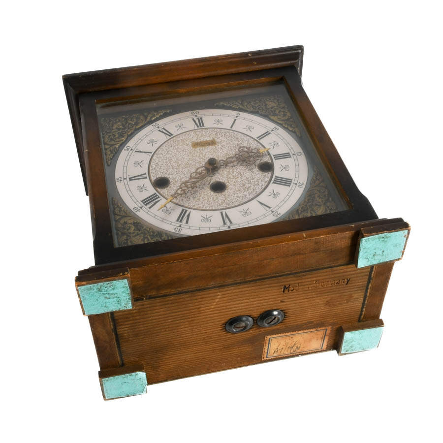Kienzle Bracket Mantle Clock-9